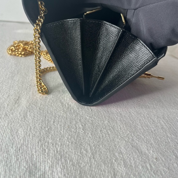 Gucci Ken Scott Crossbody Shoulder Bag (Wallet On Chain ) - Picture 9 of 13